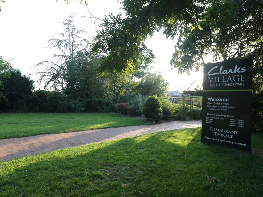The Nest - Family Friendly Caravan Nr Glastonbury & Street Somerton  Exterior photo